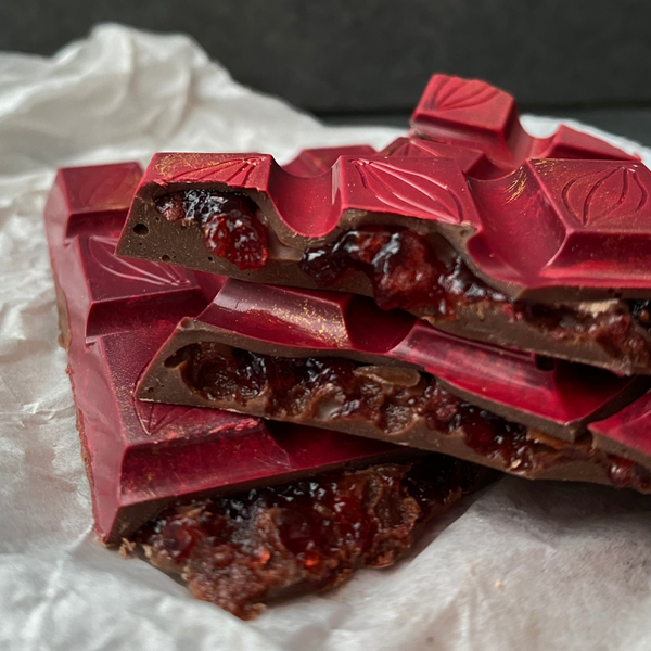 Набір шоколадних цукерок "Весняні радощі" з плиткою малинового шоколаду 5300651 фото